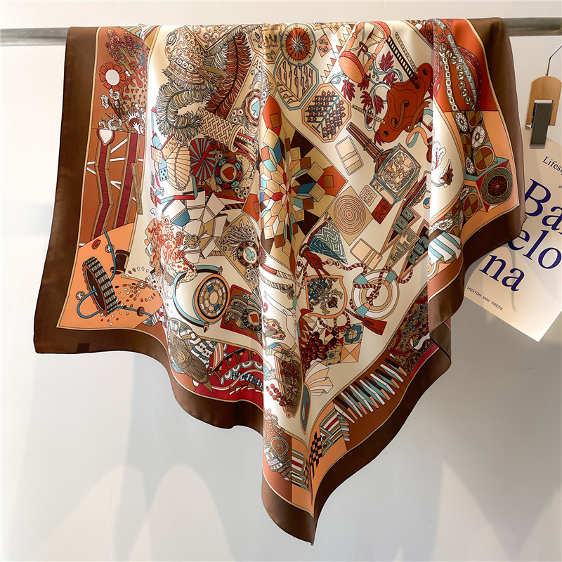 Jedwabna apaszka damska w kwad – Silk Scarf Square recenzja i cena