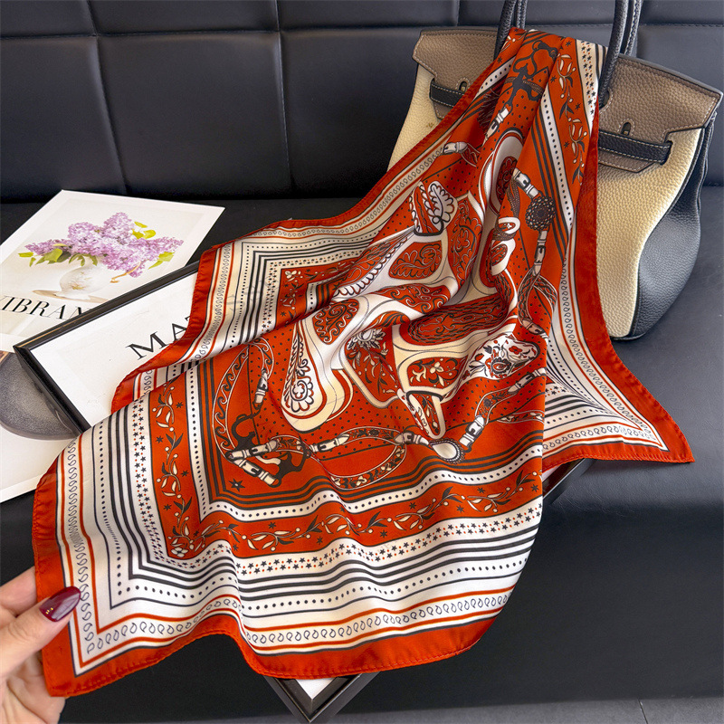 Nowa Bandana Projektant Jedwab – Silk Scarf Square recenzja i cena