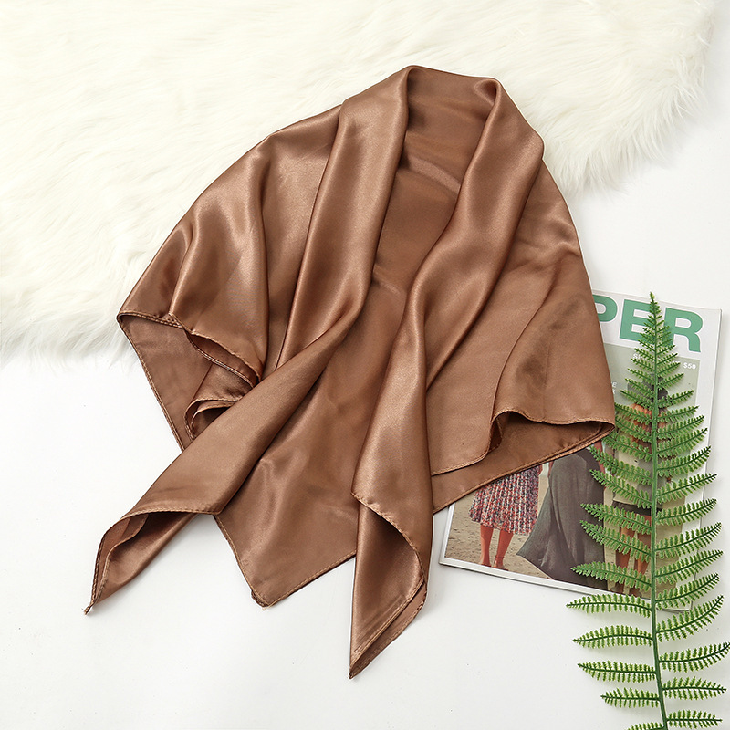 Chusta damska 90 cm w jednolit – Silk Scarf Square recenzja i cena